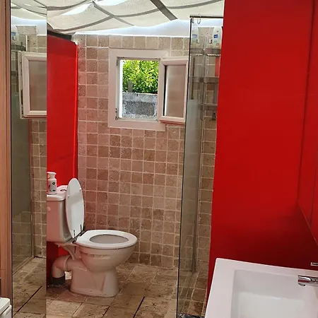 Charmante Maisonnette A 400m De La